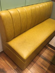 service sofa ciputat